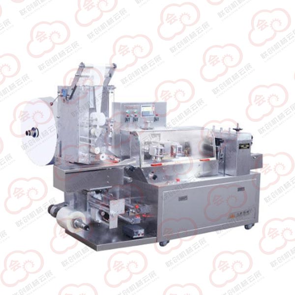 全自動筷子牙簽濕巾紙巾調(diào)羹餐具包裝機(jī)